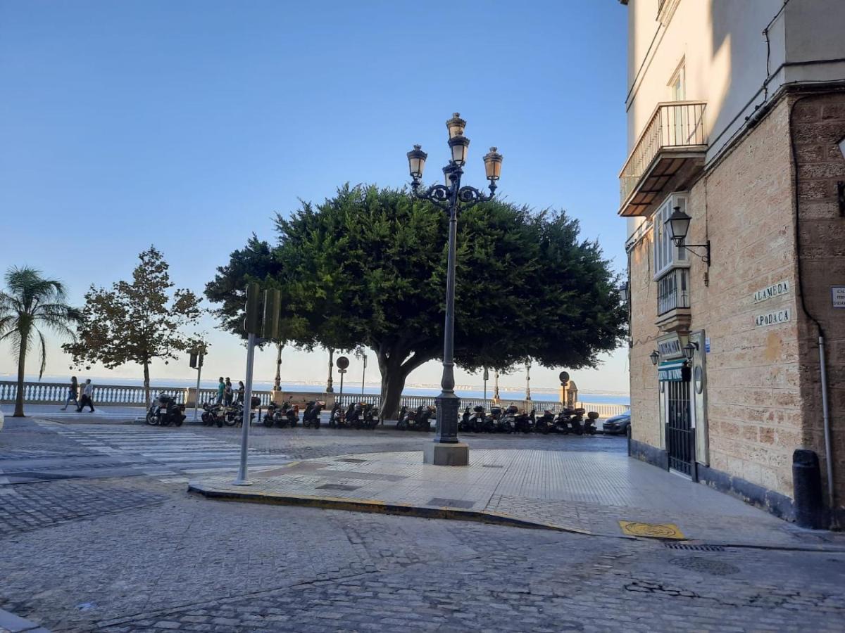 Precioso Duplex En El Corazon De Cadiz Apartment Екстериор снимка